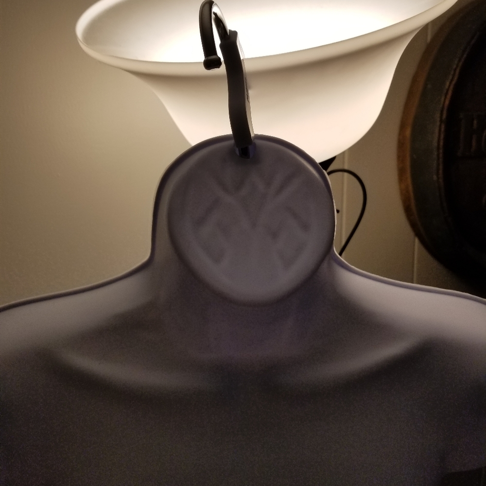 Mannequin - Picture 2 of 3